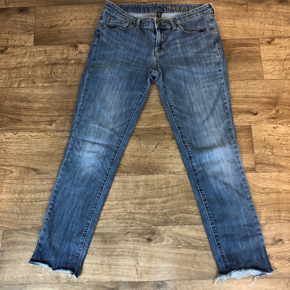 Gap Premium Boyfriend Raw Hem Ankle Crops